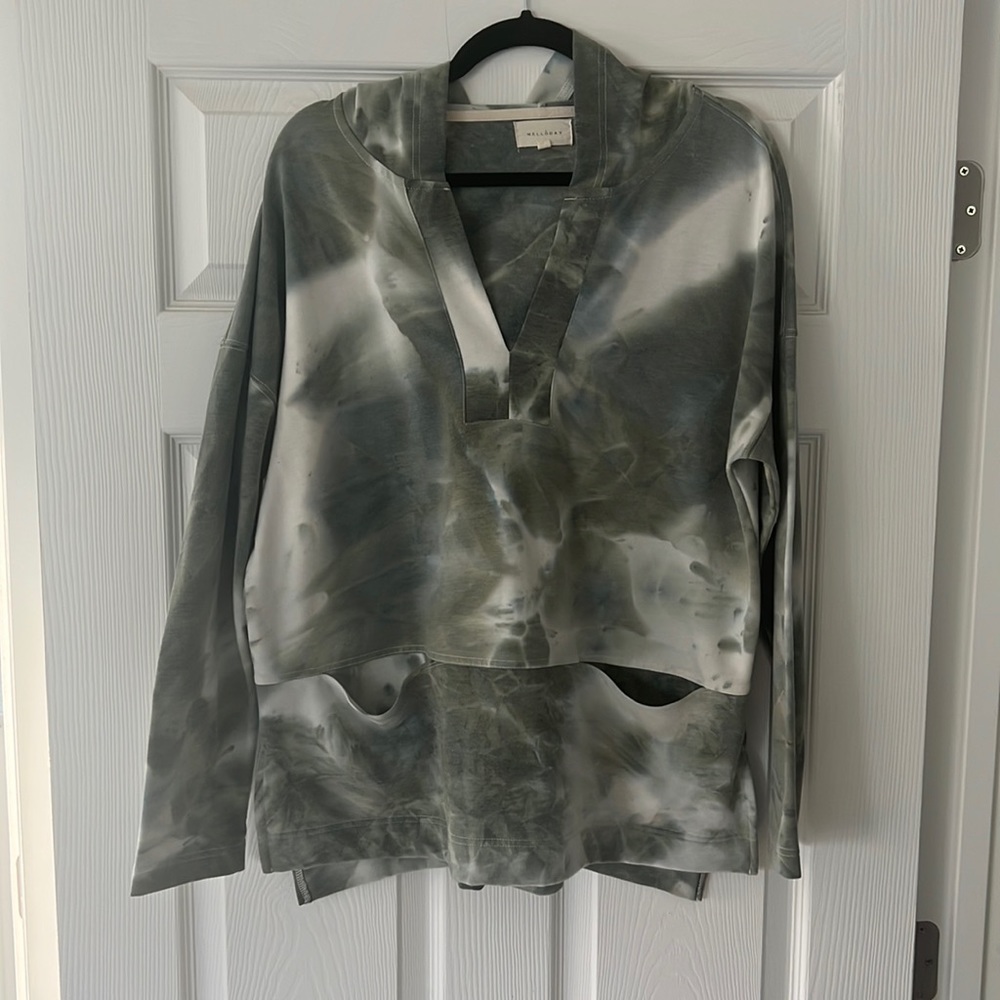 Tie dye washed out green and white long sleeve with hood and pockets.